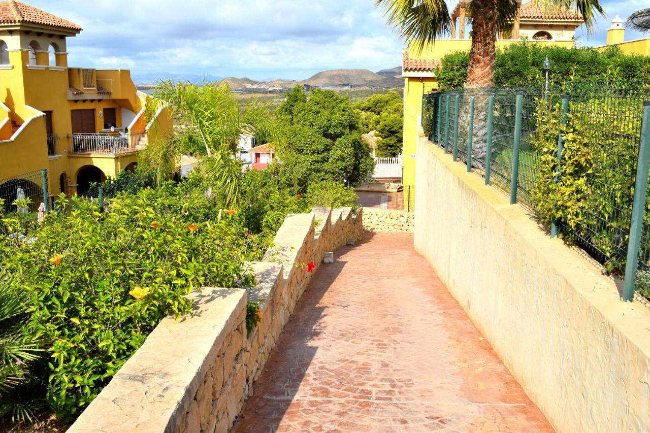 Apartamento Con Hermoso Jardin Y Ac Isla Plana Exteriér fotografie
