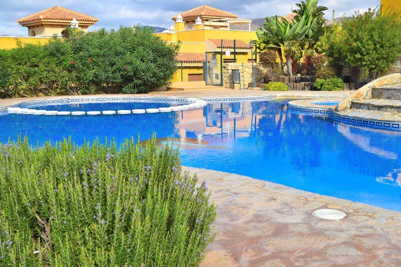 Apartamento Con Hermoso Jardin Y Ac Isla Plana Exteriér fotografie