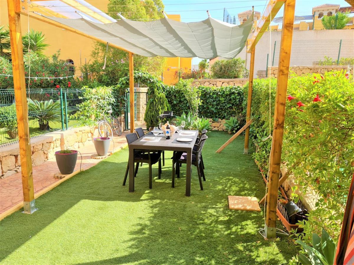 Apartamento Con Hermoso Jardin Y Ac Isla Plana Exteriér fotografie