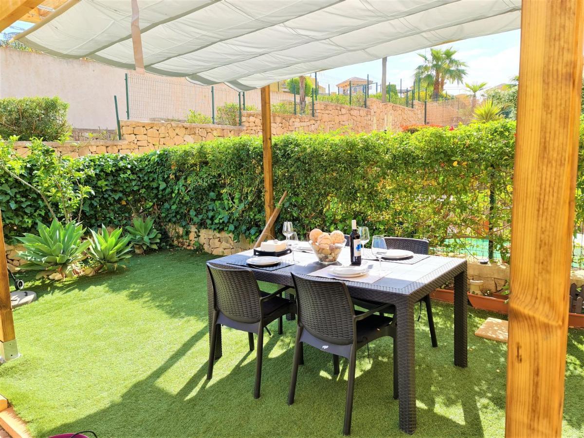 Apartamento Con Hermoso Jardin Y Ac Isla Plana Exteriér fotografie